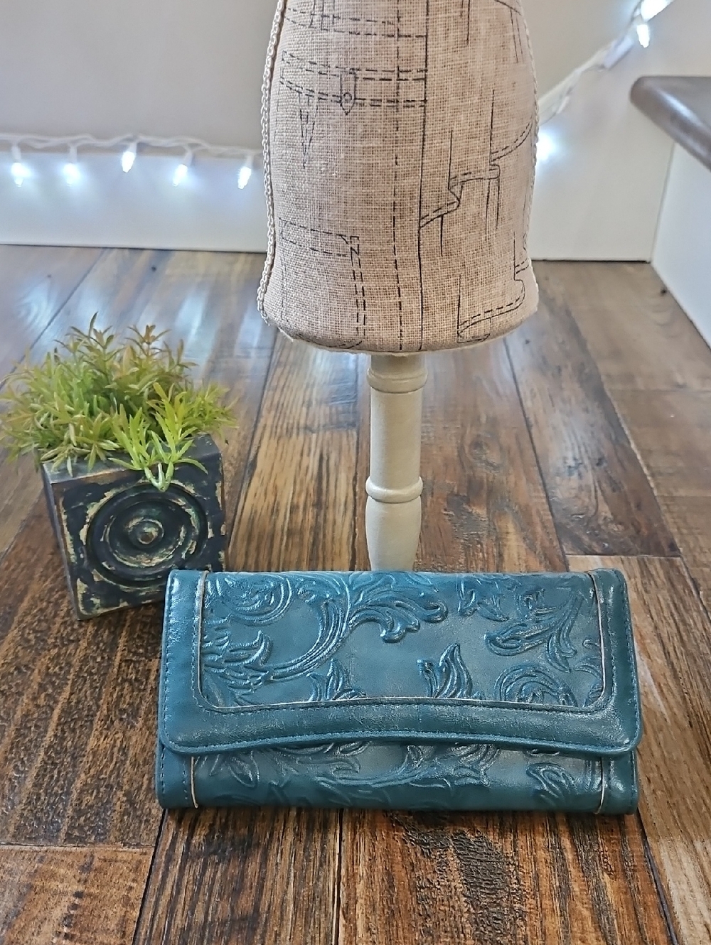 Embossed Teal Trifold Wallet - Women's Stylish Wallet